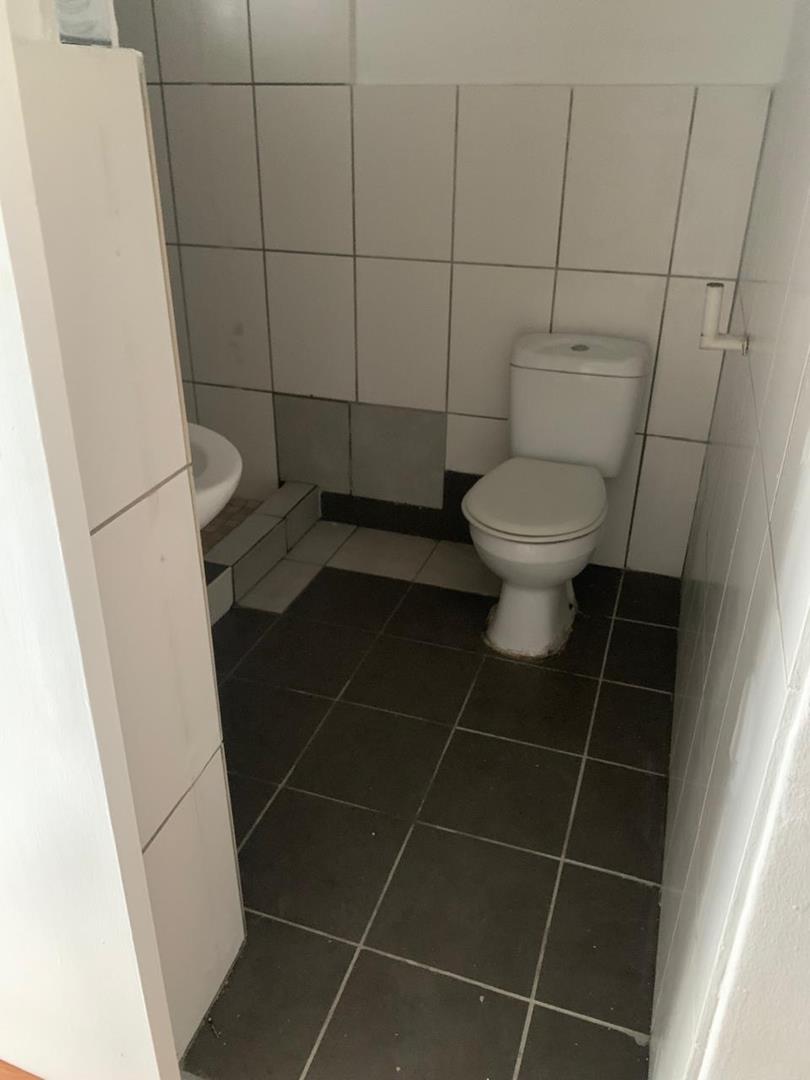 To Let commercial Property for Rent in Blackheath Western Cape